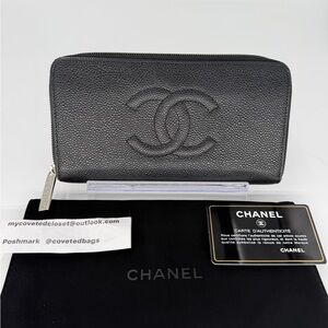 CHANEL Timeless Black Caviar Zip Wallet w/Authenticity Card & Dust Bag Excellent